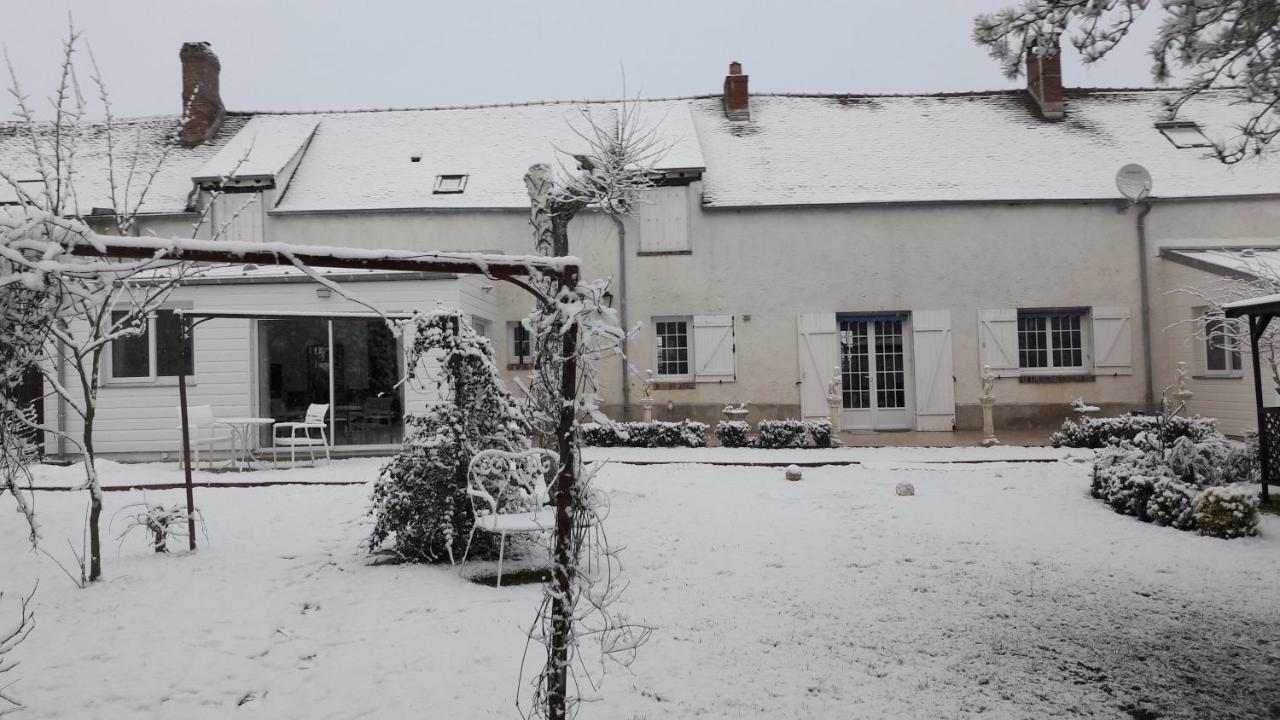 La Longere Des Glycines Bed & Breakfast Egligny Dış mekan fotoğraf