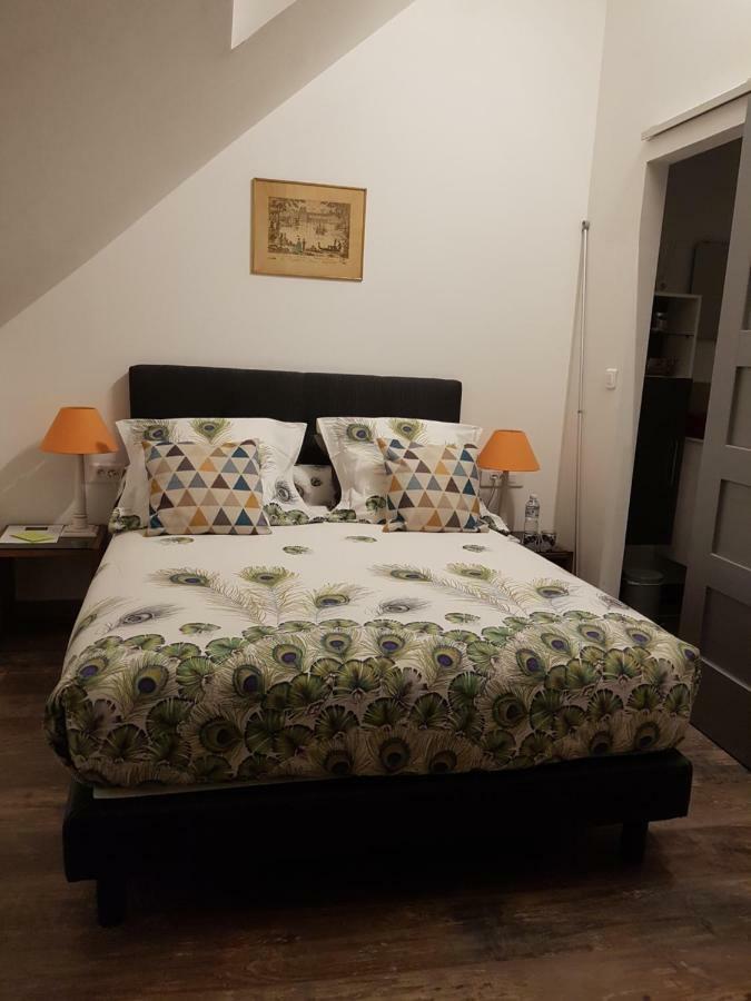 La Longere Des Glycines Bed & Breakfast Egligny Dış mekan fotoğraf